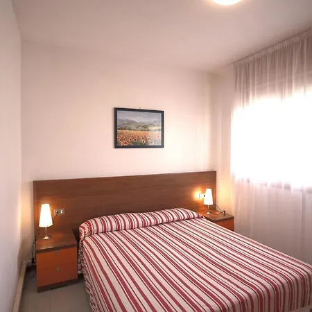 Ducale アパート *